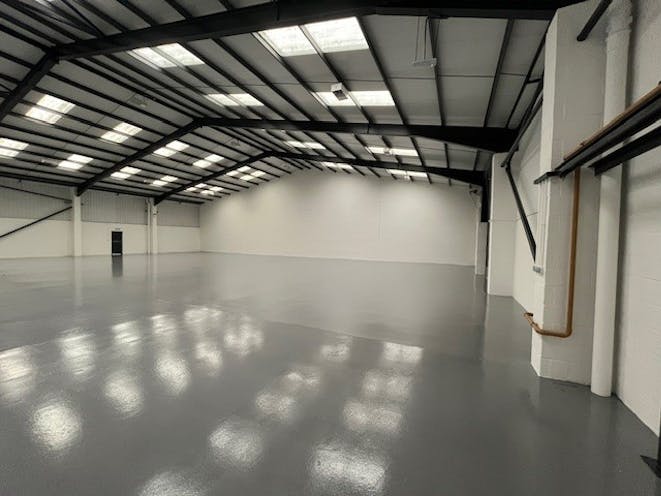 Unit 6 Multipark Norcot, Reading, Industrial / Warehouse Lease Assignment - 12.jpg