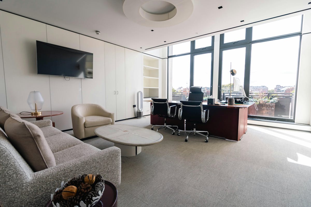 Ee4bbd8907b2bdd774f74cb9fa6f687e 5