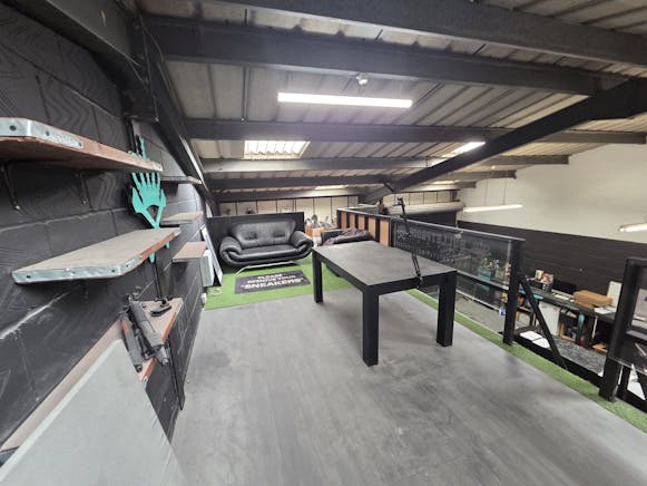 18 Robert Leonard Industrial Estate, Southend-on-Sea, Industrial To Let - WhatsApp Image 20251001 at 124434_08c7f92b.jpg