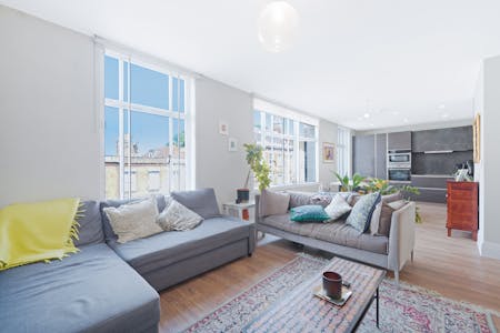154-156 Stoke Newington High Street, London, Investment For Sale - FLAT3_1.jpg