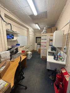 Freehold Fulham Investment, 1-2 Royal Parade, London, Retail For Sale - IMG20251003WA0005 14.jpg