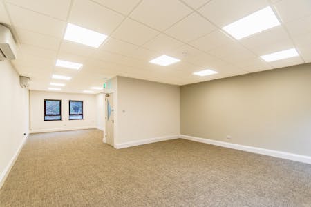 3 St Stephens Court, Bournemouth, Office To Let - 4.jpg