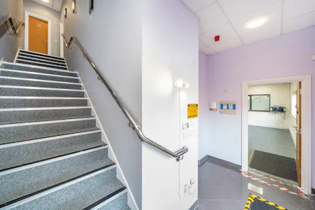 Unit 9, Borehamwood, Office To Let / For Sale - p15.jpg