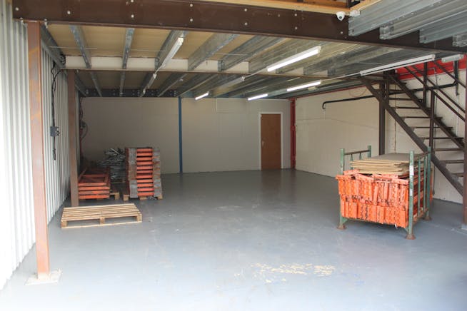 Unit A Circle Line House, Harlow, Industrial To Let - IMG_0809.JPG