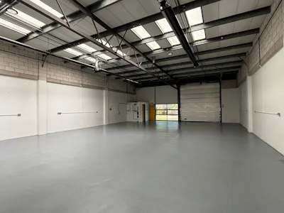 Unit 15 Ash, Kembrey Park,, Swindon, Industrial / Warehouse To Let - 3.jpg