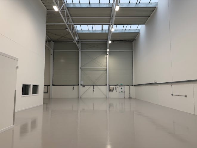 Units 7 Transigo, Thatcham, Industrial / Warehouse To Let - 2.jpg