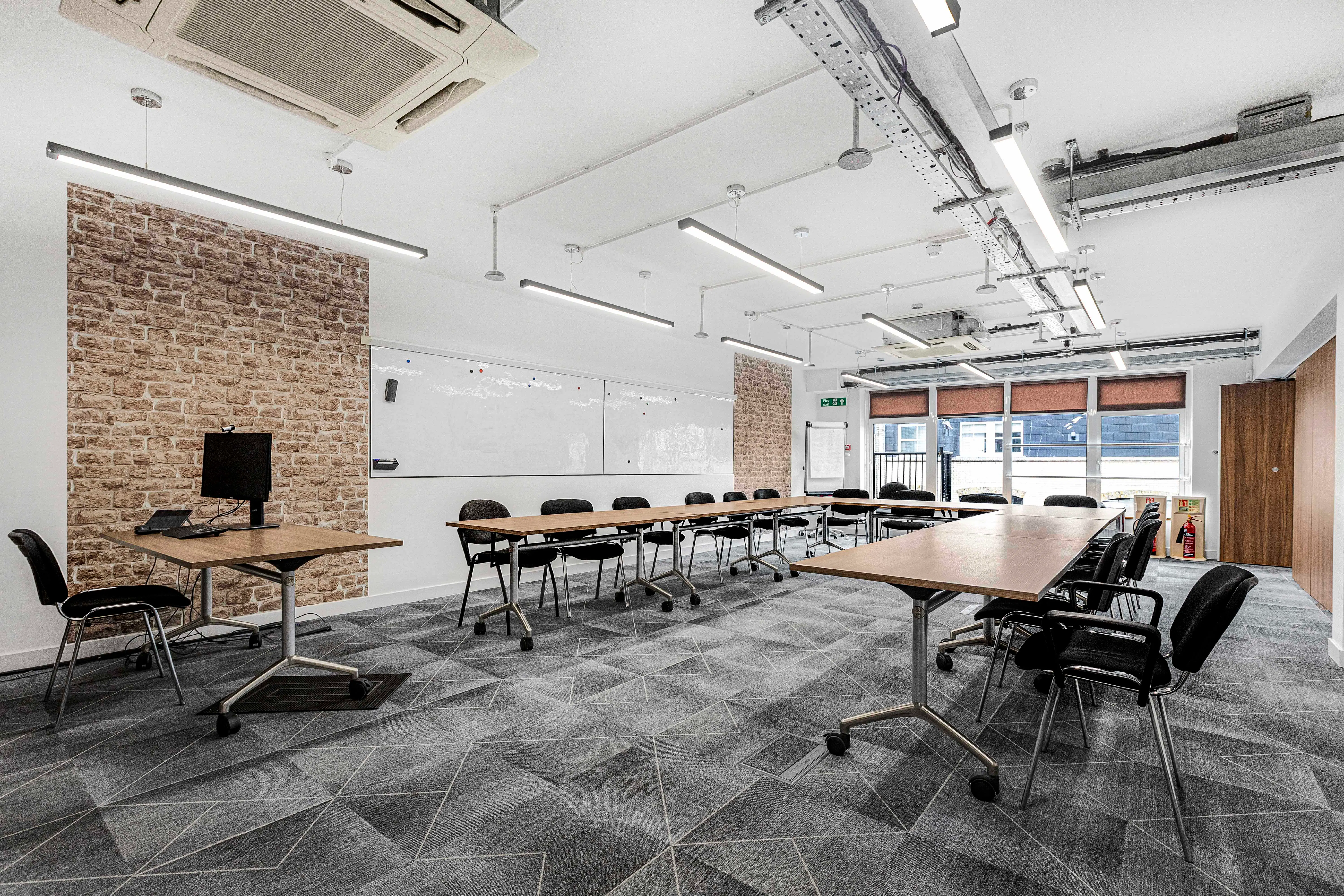 Fourth Floor, 15 Northburgh Street, London, Offices To Let - 87_24085.JPG - More details and enquiries about this property