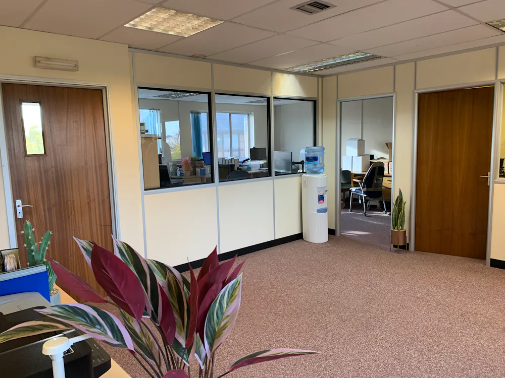 22B Picton House, Hussar Court - 20211012 092153.jpg