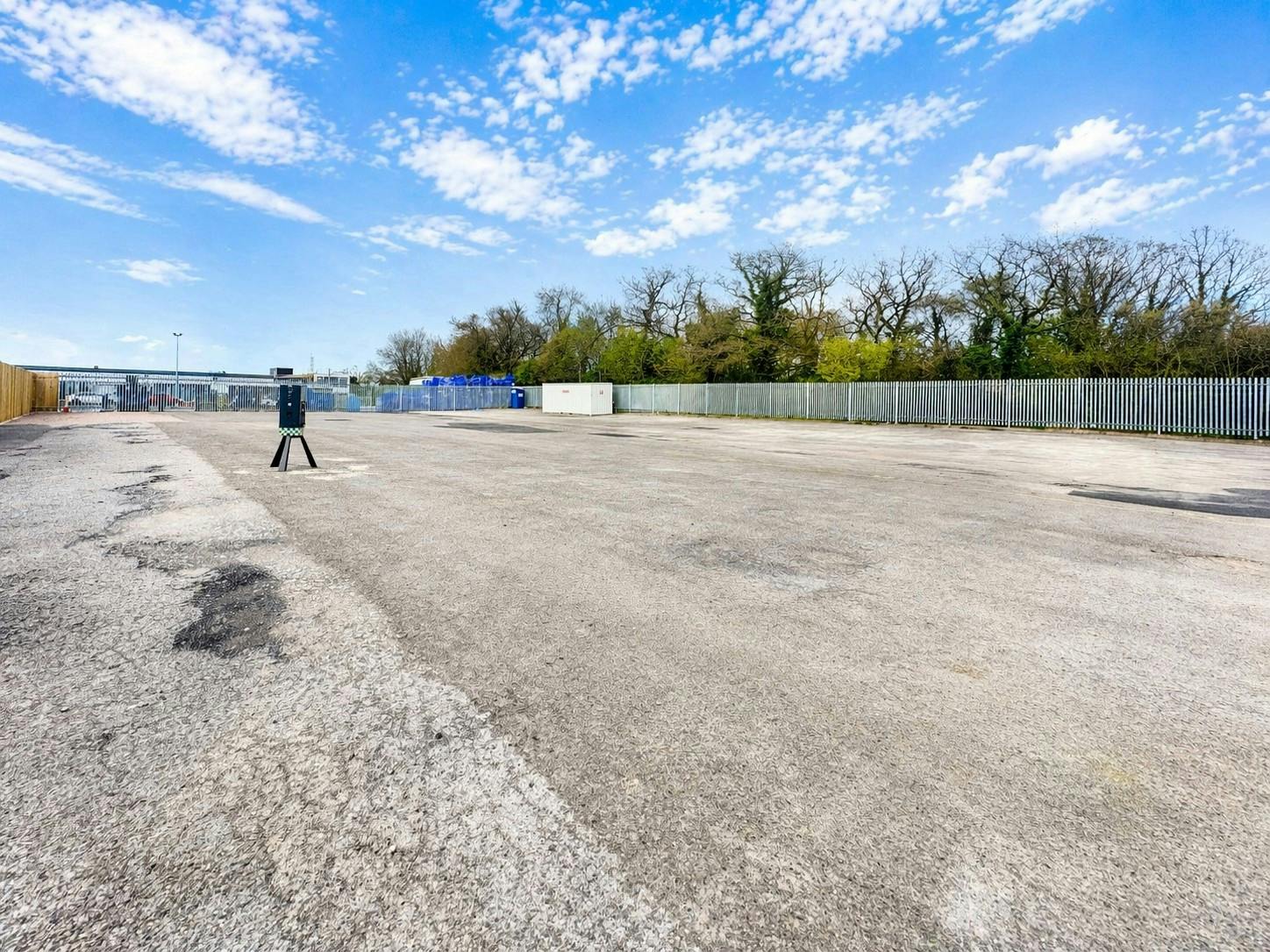 Plot 2, Harlow To Let - ChatGPT Image Apr 15, 2026, 01_01_12 PM.jpg