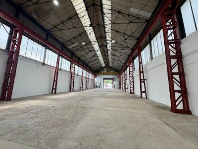 Unit 3, Park Royal, Industrial To Let - Dukes Road 1.jpg