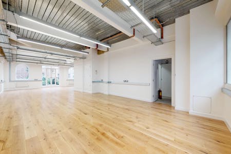 7 Bath Place, London, Office For Sale - 6.jpg
