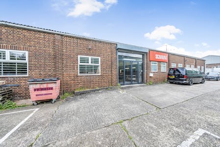 Unit C, 49c Theobald Street, Borehamwood, Industrial To Let - 1115680 9.jpg