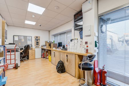 Unit 7, English Business Park, Hove, Business Park To Let - 7 English Business Park Final15.jpg