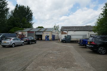 2 Gordon Road, Unit 4a and Land at Lea Road Trading Estate, Waltham Abbey, Industrial For Sale - P1050178.JPG
