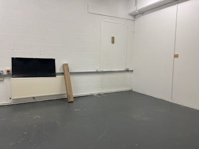 Unit 4, Thame Park Business Centre, Thame, Office To Let / For Sale - 20250702_133209166_iOS.jpg