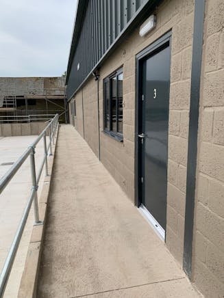 3 Hills Barn, Basingstoke, Industrial To Let - bb162dfa8c9848afa6990f67fe1aa8db.jpg
