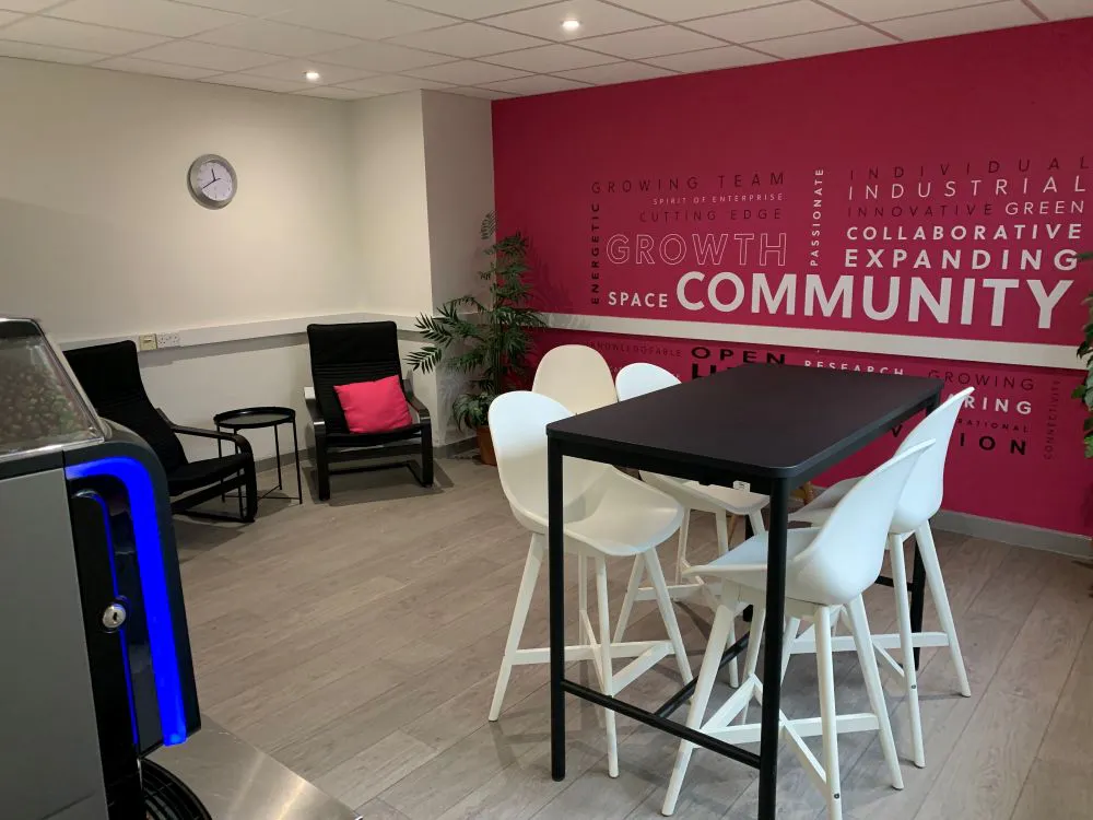 Heyford Innovation Centre, 77 Heyford Park, Bicester, Serviced Office To Let - 3. Chill Zone 1.jpg