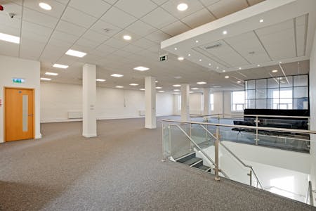 Offices at Holly Park Mills, Woodhall Lane, Calverley, Leeds, Office To Let - IMG_5544.jpg