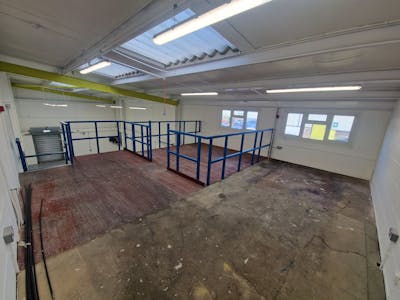 13 Limberline Spur, Portsmouth, Industrial / Warehouse To Let - 20251022_101757.jpg