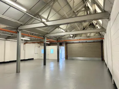 Unit 9a Britannia Estate, Leagrave Road, Luton, Industrial / Industrial/Logistics To Let - Image 1.jpg