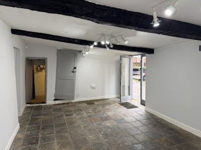 35 High Street, Droitwich, Retail For Sale - p3.jpeg