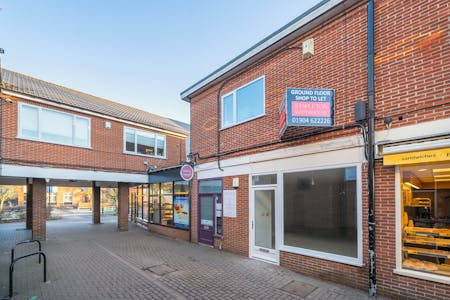 2 Haxby Shopping Centre, York, Retail To Let - 1242033 1.jpg