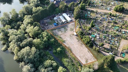 Plaxton Way, Ware, Open Storage To Let - DJI_20250708191332_0012_D.jpg