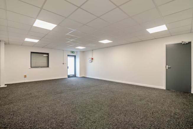 Meadowbrook Park Trading Estate, Sheffield, Industrial/Logistics / Trade Counter To Let - 8641739-interior02-800.jpg