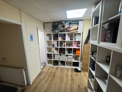 77 High Road, London, Retail Lease Assignment - 77 Willesden High Road 21.jpg