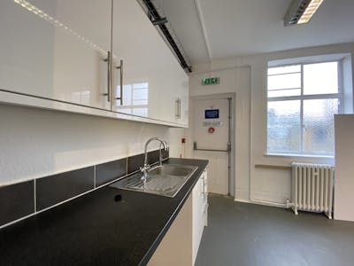 15/16 Margaret Street, London, Office To Let - 5th Floor Kitchenette