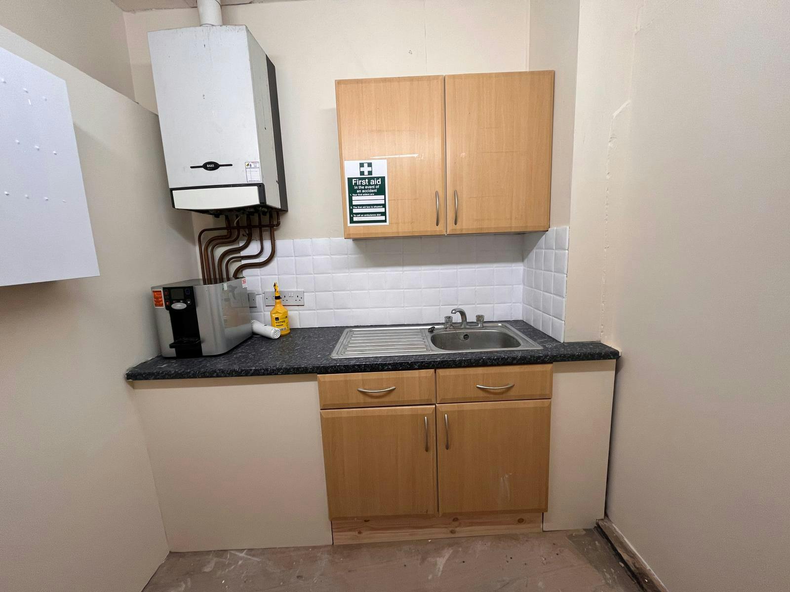 15 Temple Street, Aylesbury, Office To Let - WhatsApp Image 20251027 at 165309_a84a2e07.jpg