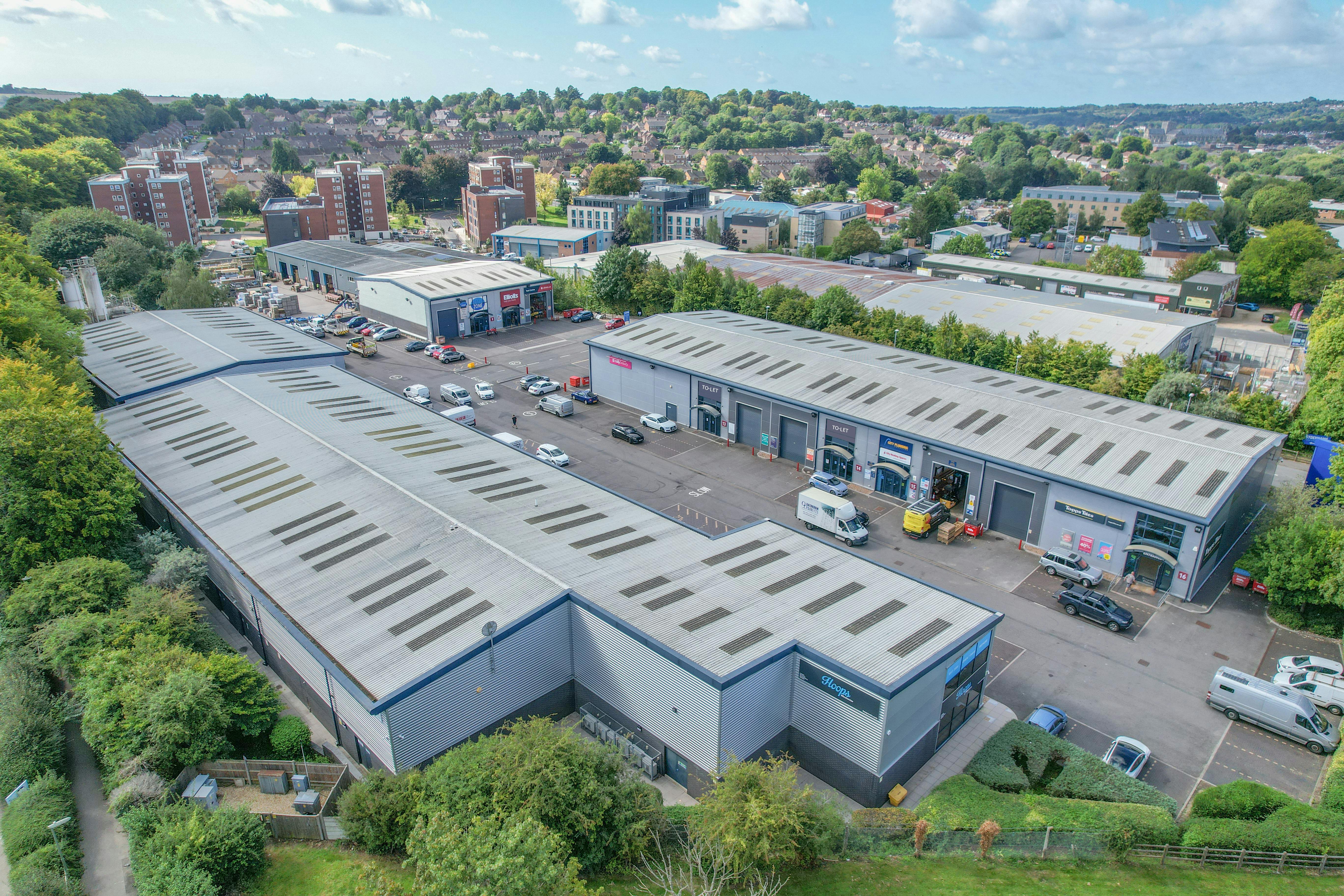 Retail/Shop in Winchester - photo 2