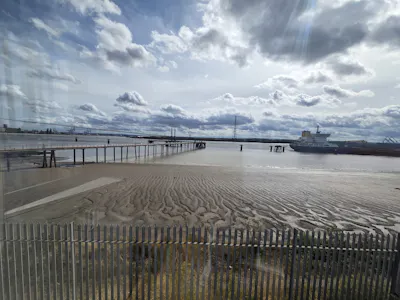 Office Fiddlers Reach, Grays, Office / Yard To Let - WhatsApp Image 2026-09-03 at 3.01.35 PM (3).jpeg