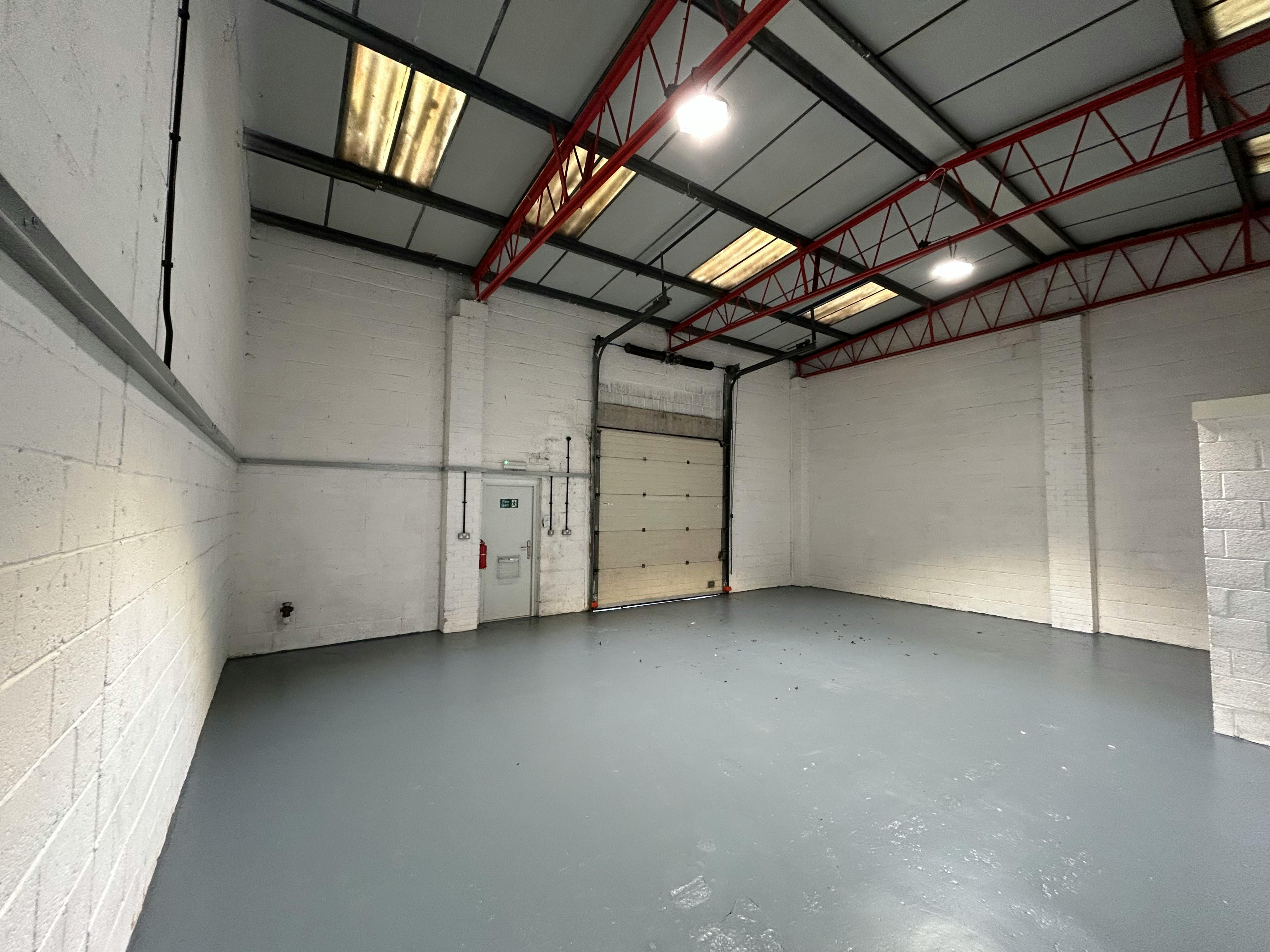 Industrial Unit in Eastleigh - photo 3
