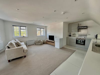 36 to 38 High Street, Welwyn, Investment / Retail For Sale - 6.jpg