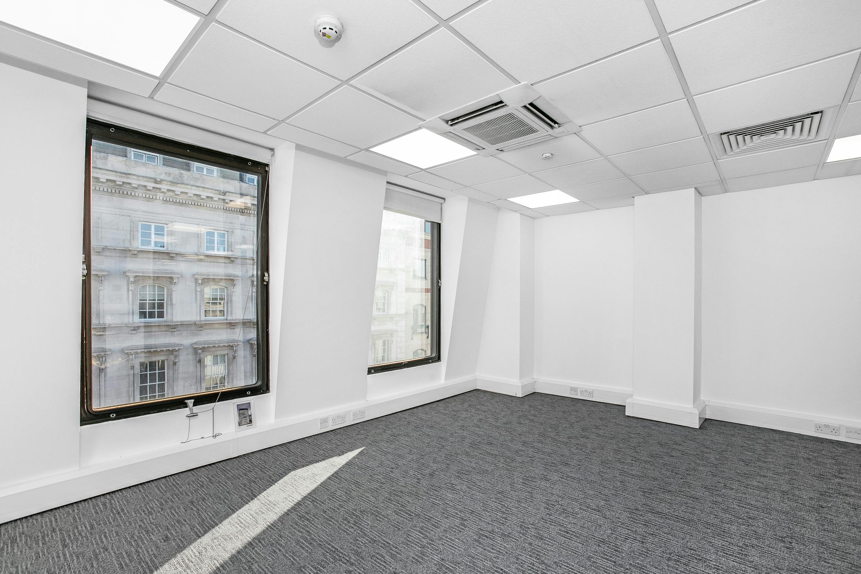 5th Floor, 5 Conduit Street, London, Office To Let - R2A9322.jpg