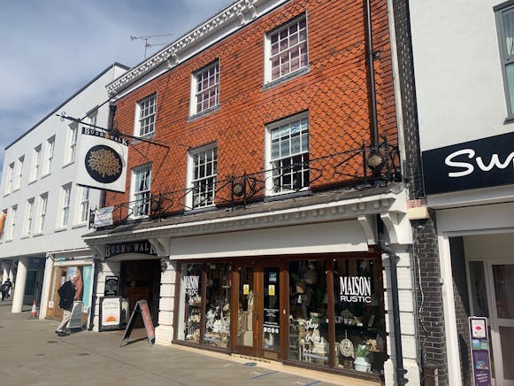 1-2 Bush Walk, Wokingham, Retail To Let - 1 and 2 Bush Walk.jpg