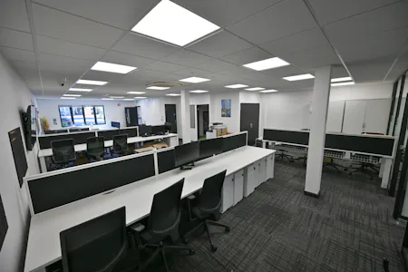 Unit A2 Windsor Place, Crawley, Office To Let - people images statom-6.jpg