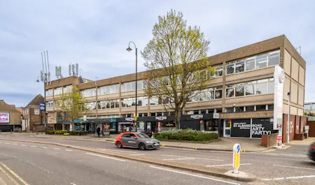 Hille House, Watford, Office To Let - Hille  Watford39.jpg