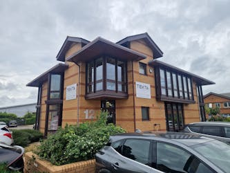 12 The Briars, Waterlooville, Business Park / Office To Let - 20250827_143310.jpg - More details and enquiries about this property