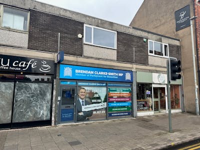 16 Bridge Place, Worksop, Office / Retail To Let - IMG_1815.jpg