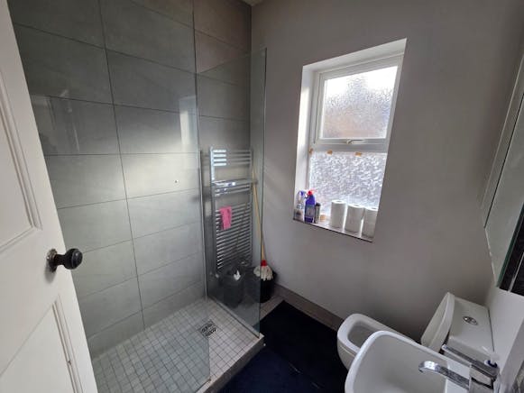 721 London Road, Westcliff-on-Sea, Mixed Use / Retail For Sale - WhatsApp Image 2026-03-06 at 09.33.25.jpeg