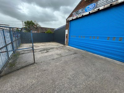 Cow Lane, Macclesfield, Industrial/Logistics / Trade Counter To Let - IMG20250814WA0005.jpg