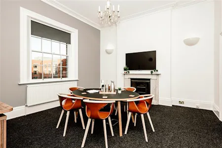11 Waterloo Place, Leamington Spa, Serviced Office To Let - Internal 9.jpeg