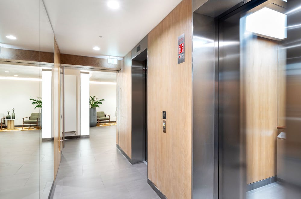 17 St. Swithin's Lane - img11.jpg