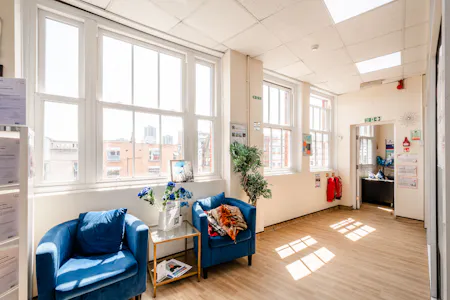 149-151 Commercial Road, London, Office To Let - Commercial Rd 149-151 2F - Low Res 16.jpg
