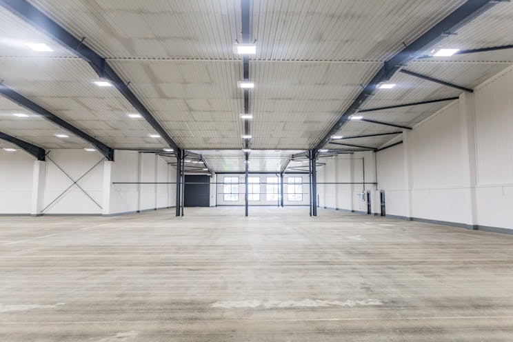 Unit D Kennetside Industrial Estate, Newbury, Industrial / Warehouse To Let - HLP_AO_251113_9051.jpg