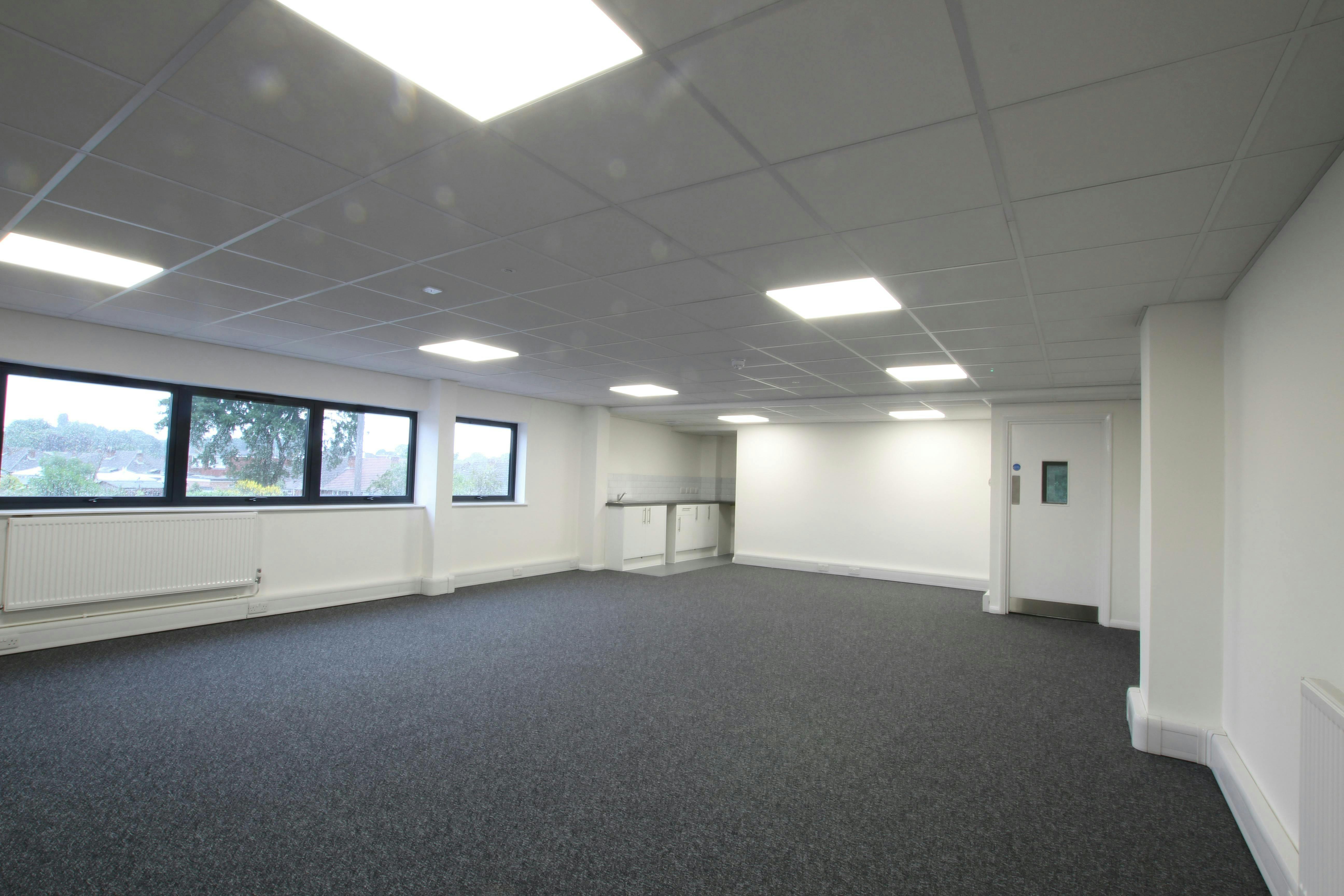 5 Brook Trading Estate, Aldershot, Industrial / Warehouse To Let - 17b96aa31304c2210cf3df75af03f767-letting16940.jpeg