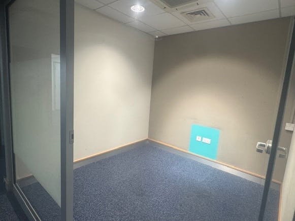 Unit 5  133-135 Dalton Road, Barrow-in-Furness, Offices / Retail To Let - 17.jpg