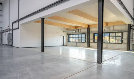 Unit 1B, Watchmoor Point, Camberley, Industrial/Logistics To Let - undercroft.JPG